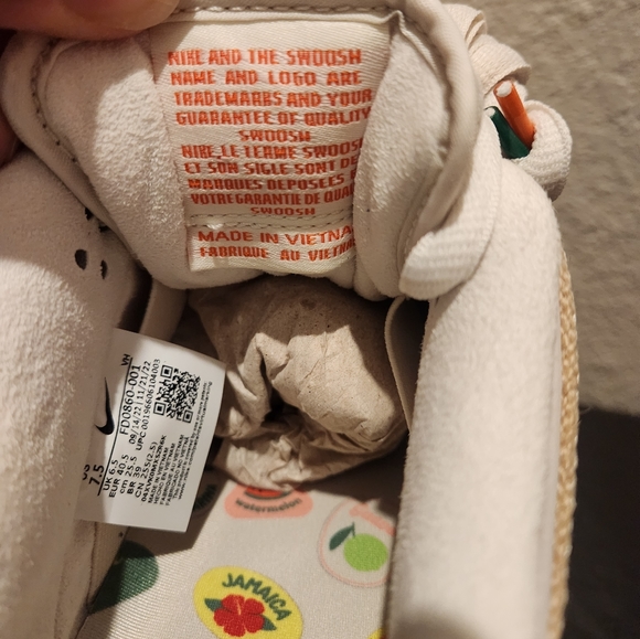 Nike SB Dunk Jarritos Size 7.5 Men's/9 Womans - Picture 6 of 9